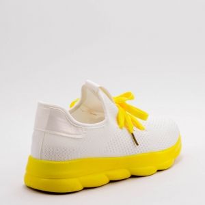 Дамски маратонки в бяло и жълто