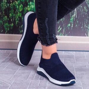 Дамски спортни обувки в синьо