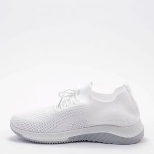 Дамски спортни обувки в бяло