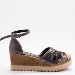 Дамски сандали на платформа в бронз