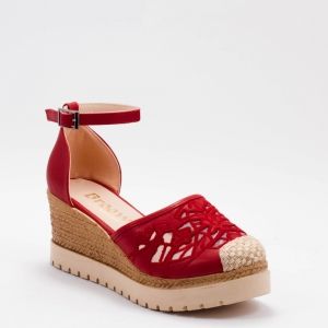 Дамски сандали на платформа в червено