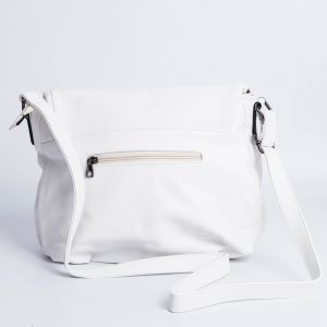 Дамска чанта в бяло