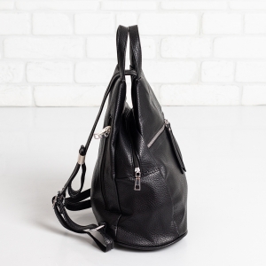 Дамска чанта в черно