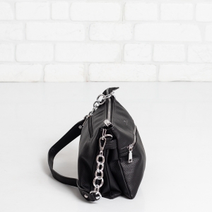 Дамска чанта в черно