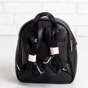 Дамска чанта в черно