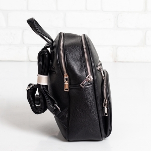 Дамска чанта в черно