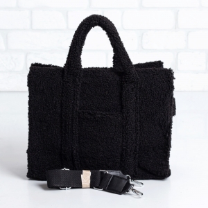 Дамска чанта в черно