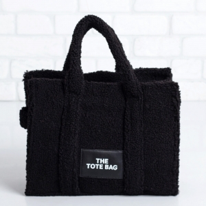 Дамска чанта в черно