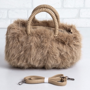 Дамска чанта в кафяво