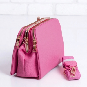 Дамска чанта в розово
