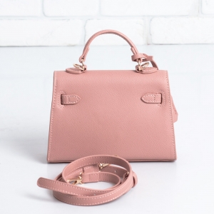 Дамска чанта в розово