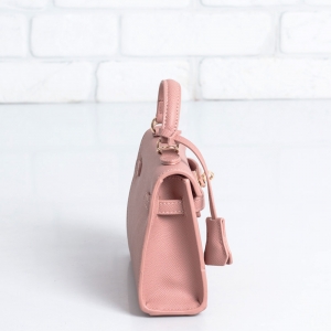 Дамска чанта в розово