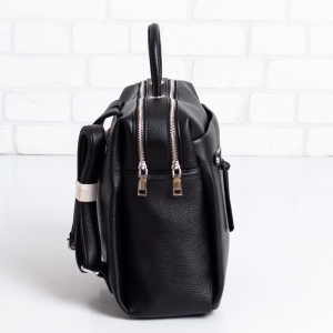 Дамска раница в черно