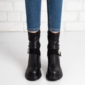 Дамски боти в черно Дамски боти в черно