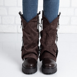 Дамски боти в кафяво Дамски боти в кафяво