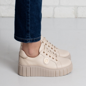 Дамски кецове в бежово