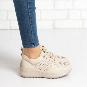 Дамски кецове в бежово