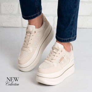 Дамски кецове в бежово