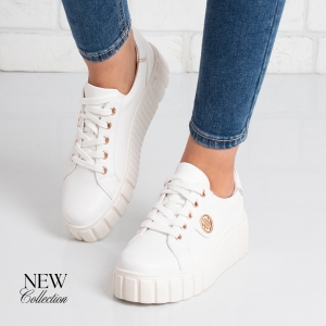 Дамски кецове в бяло