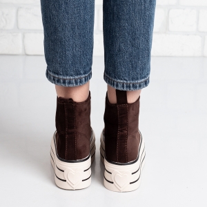 Дамски кецове в кафяво