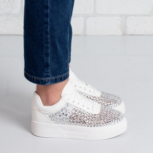 Дамски кецове в сребристо и бяло