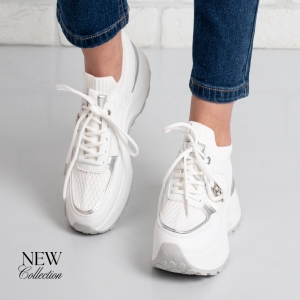 Дамски маратонки в бяло