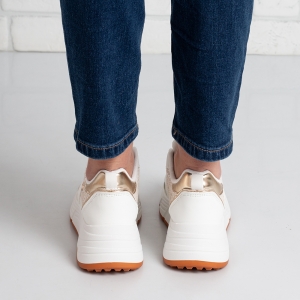 Дамски маратонки в бяло и златисто