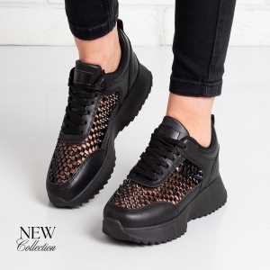 Дамски маратонки в черно