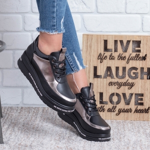 Дамски обувки  в черно и бронз