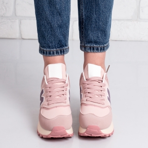 Дамски маратонки в розово