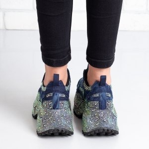 Дамски маратонки в син деним