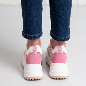 Дамски маратонки в циклама и бежово