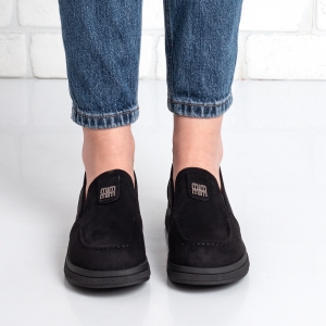 Дамски мокасини в черно