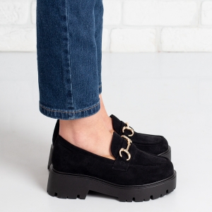 Дамски мокасини в черно