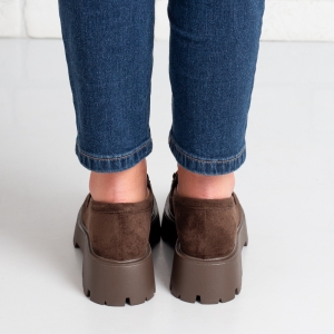 Дамски мокасини в кафяво