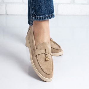 Дамски мокасини в тъмно бежово