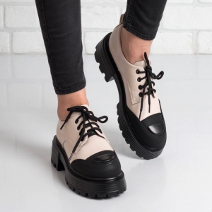 Дамски обувки в бежово и черно