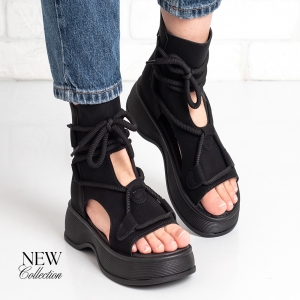 Дамски пролетно-летни боти в черно