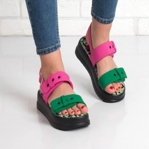 Дамски сандали в зелено и циклама